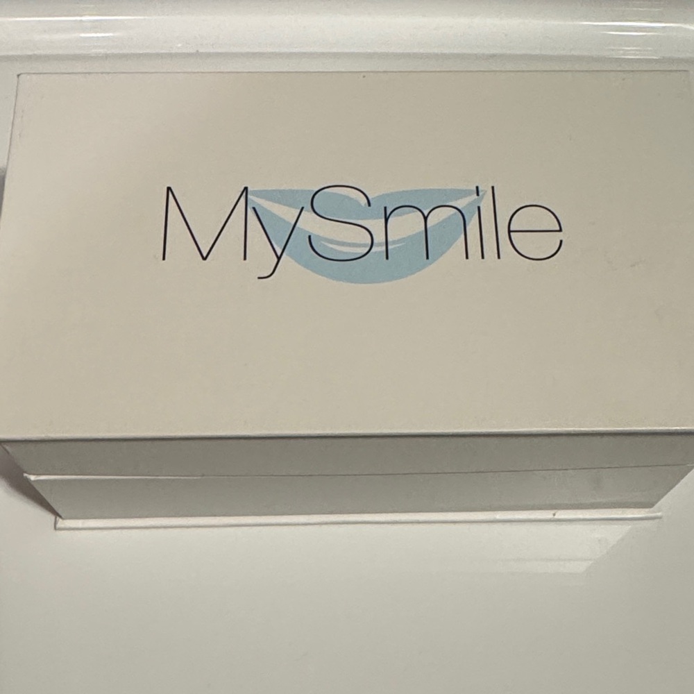 MySmile Teeth Whitening Kit